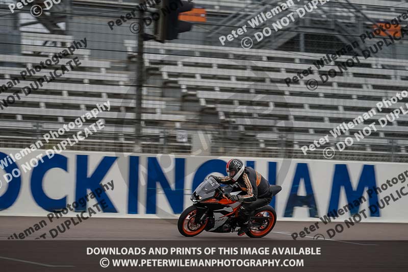 Rockingham no limits trackday;enduro digital images;event digital images;eventdigitalimages;no limits trackdays;peter wileman photography;racing digital images;rockingham raceway northamptonshire;rockingham trackday photographs;trackday digital images;trackday photos